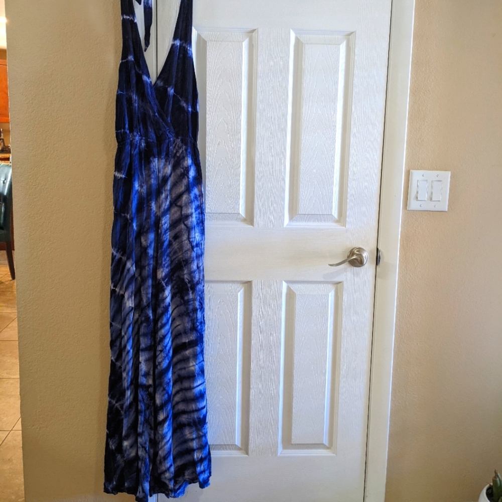NWT, Shop The Trends, Women's Halter Casual Jumpsuit, Size M, Blue/White